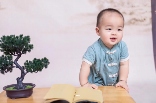 沂源宝宝爱吐奶是什么原因